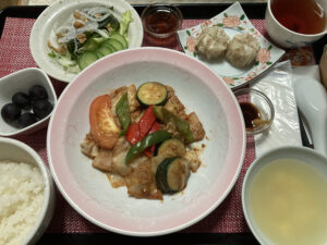 今日のお昼ごはん